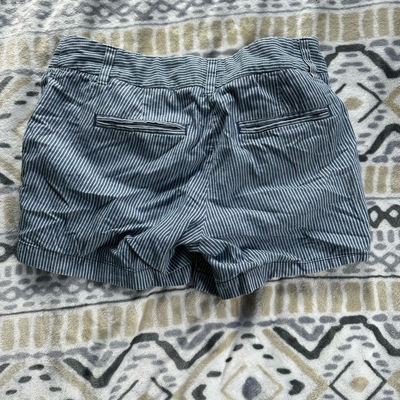 J.crew Shorts - Picture 2 of 3